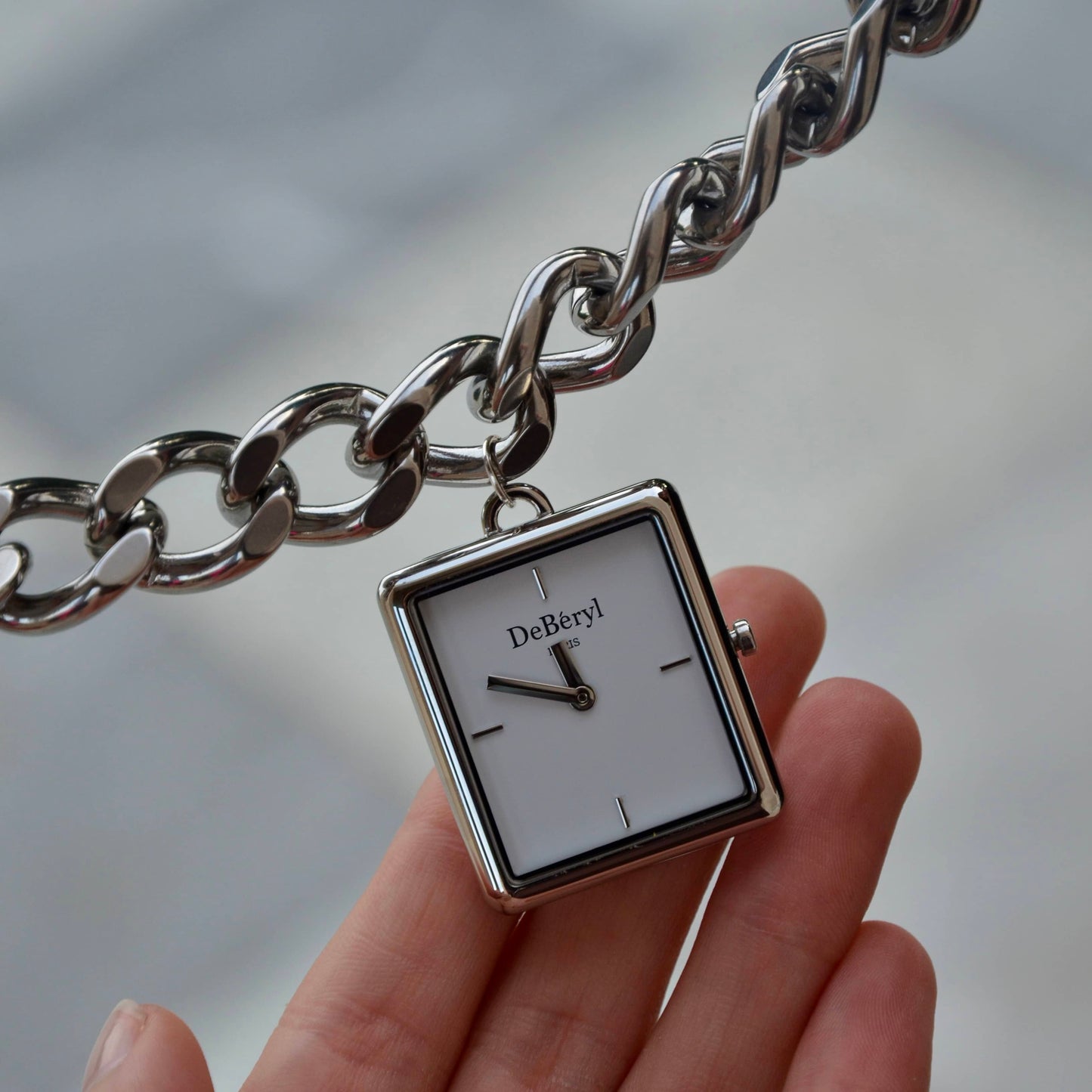 Collier montre original DeBéryl assemblé à la main en acier inoxydable