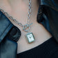 Collier montre badass chaine fine luxe qualité DeBéryl assemblé à la main en France en acier inoxydable créateur design résistant à l’eau
